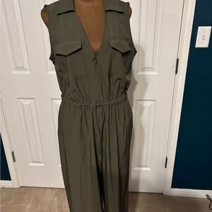 Calvin Klein Sleeveless Jumpsuit